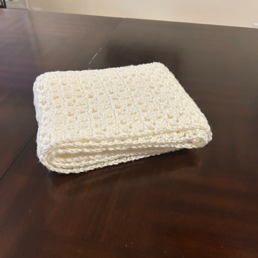 HANDCRAFTED Chunky Knit Scarf